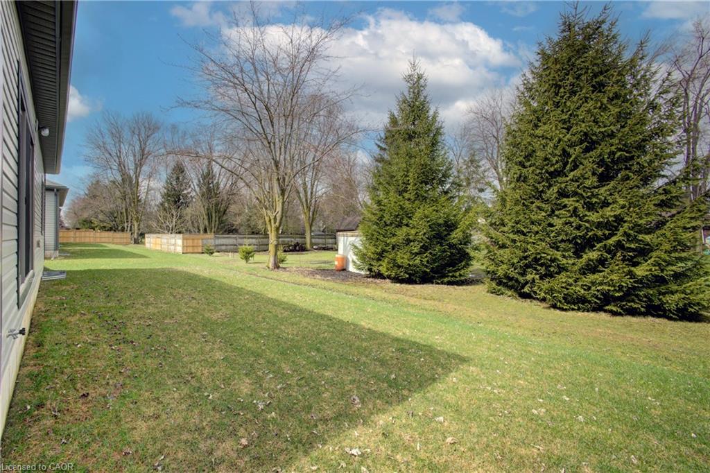 150 Ellen Street Property Photo 31