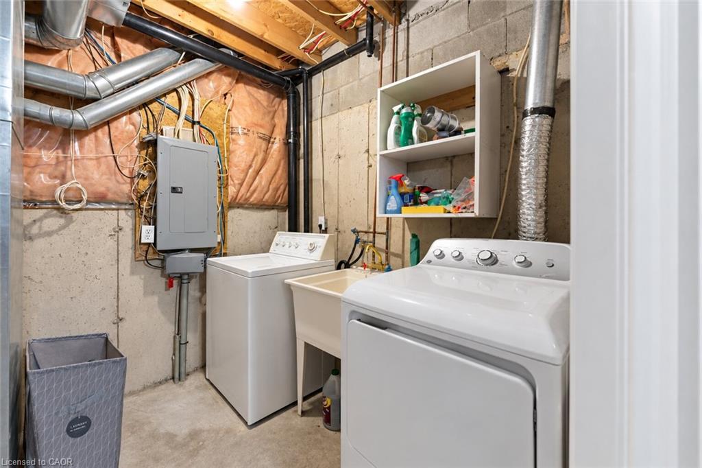4-348 Highland Road W Property Photo 30