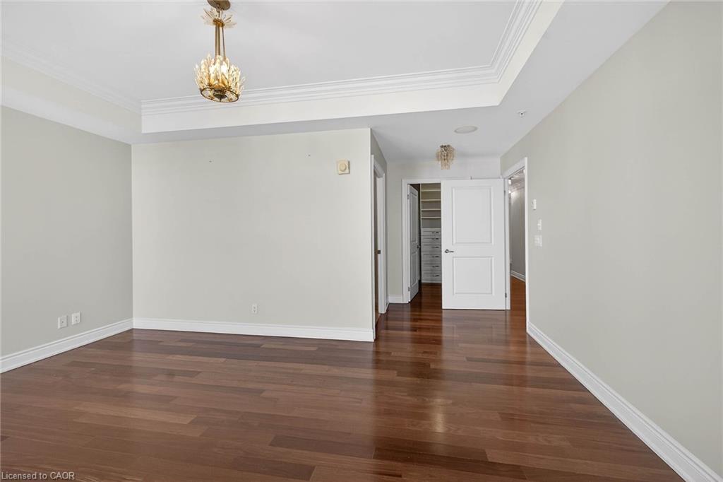 409-205 Lakeshore Road W Property Photo 26