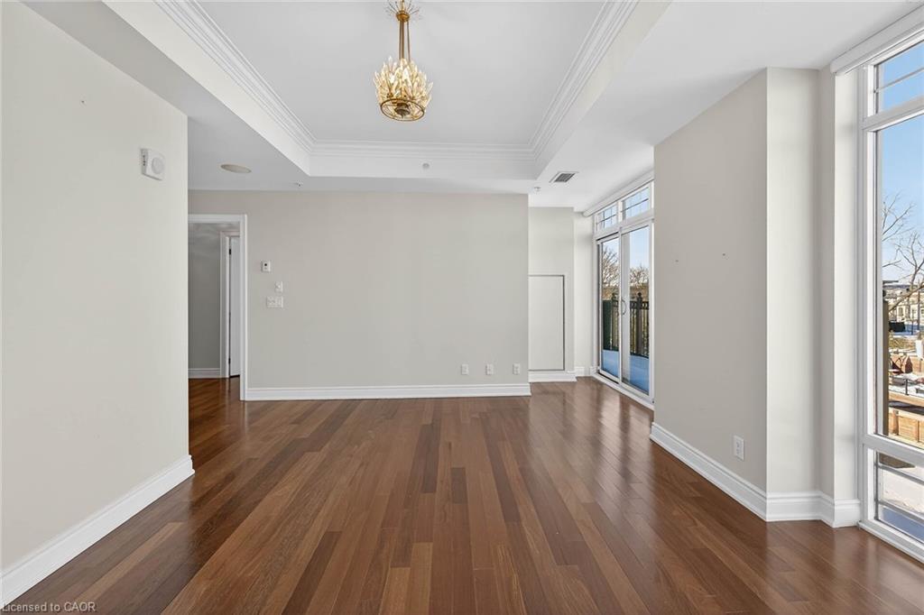 409-205 Lakeshore Road W Property Photo 27