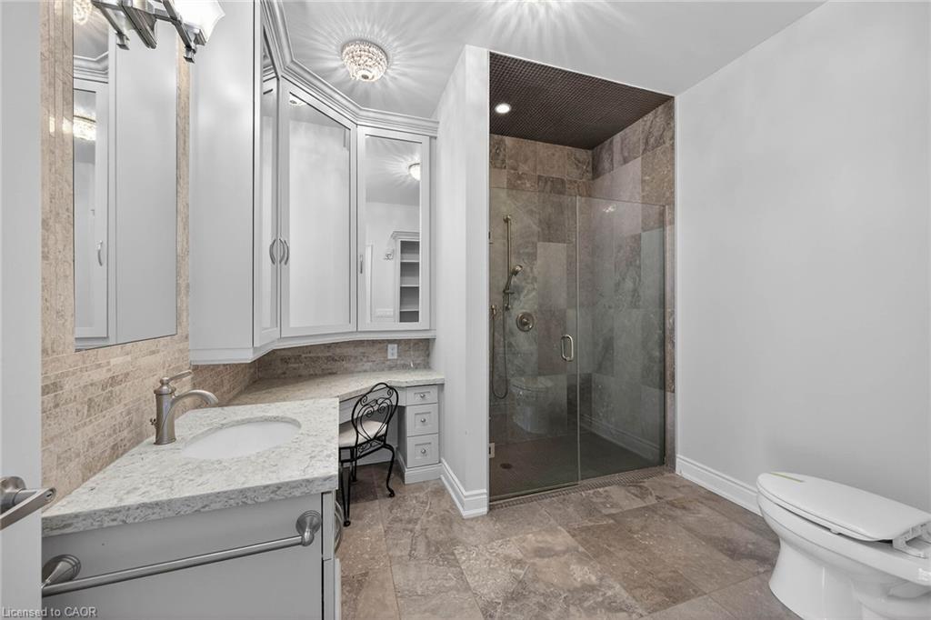 409-205 Lakeshore Road W Property Photo 28