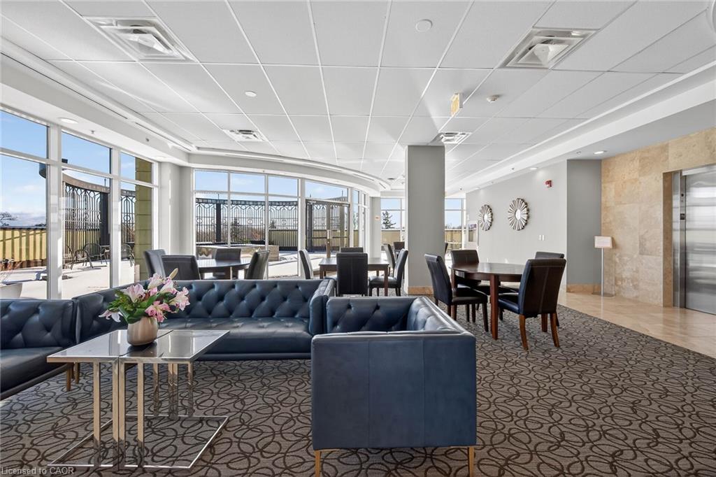 409-205 Lakeshore Road W Property Photo 37