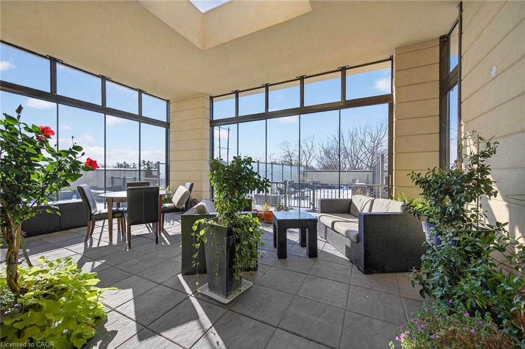 409-205 Lakeshore Road W Property Photo 42