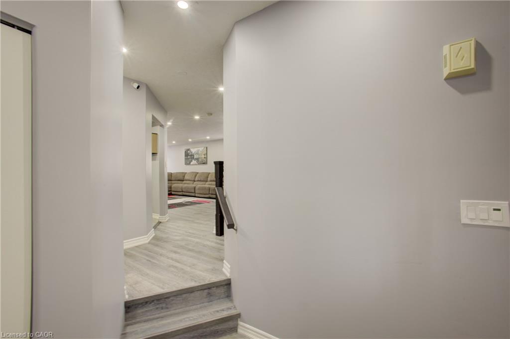 553 Waterton Drive Property Photo 7