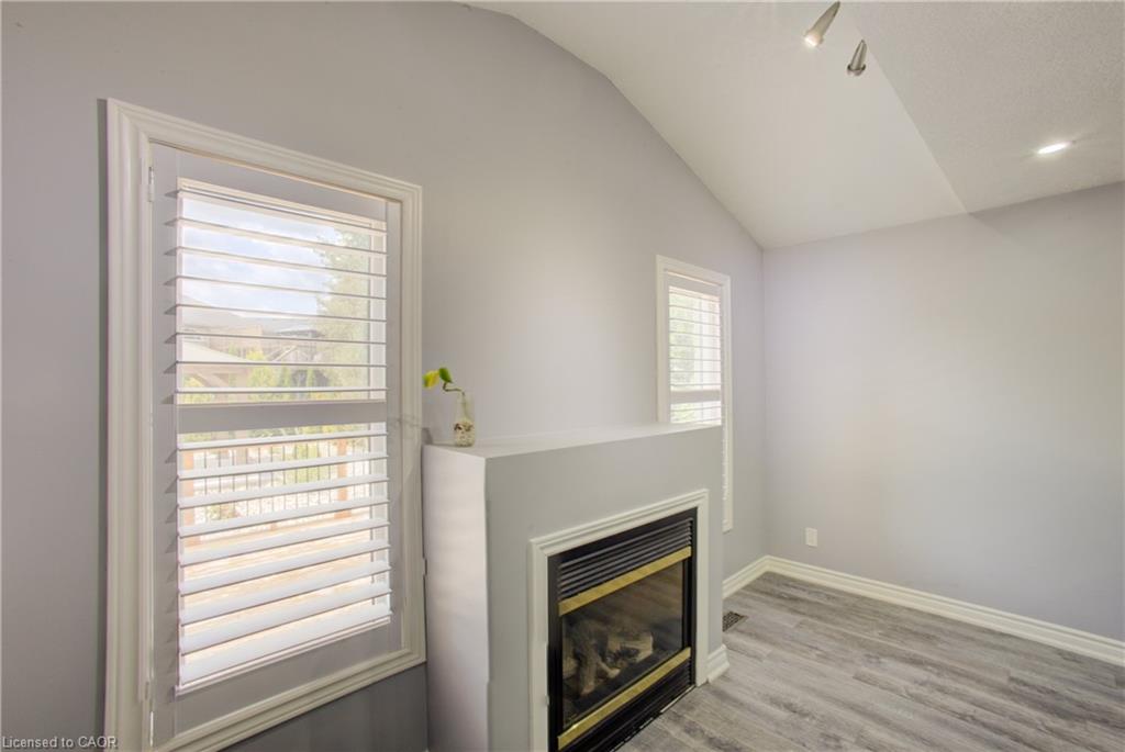 553 Waterton Drive Property Photo 12