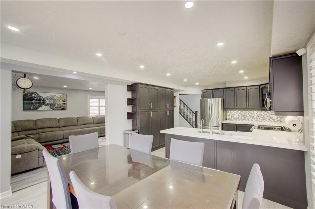 553 Waterton Drive Property Photo 16