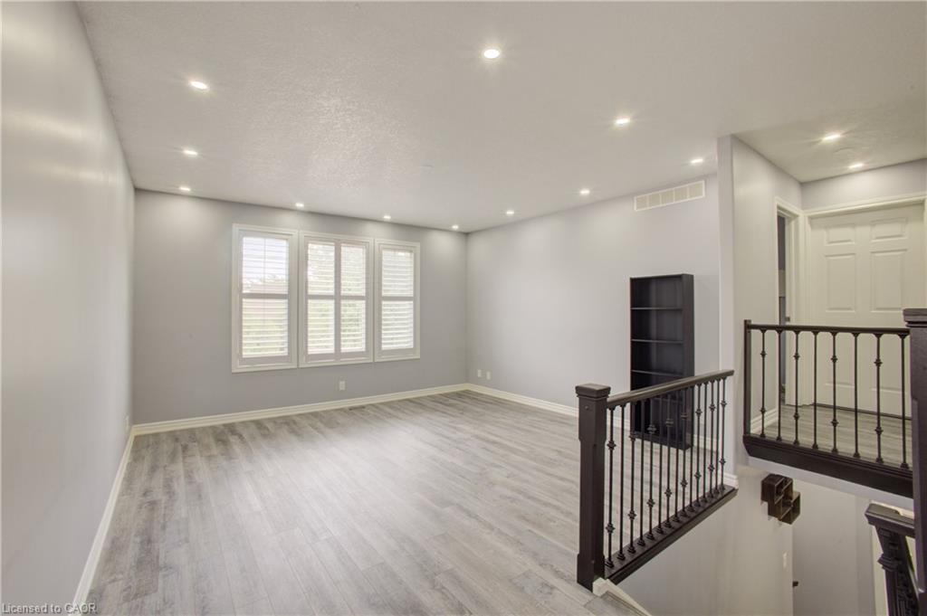 553 Waterton Drive Property Photo 21