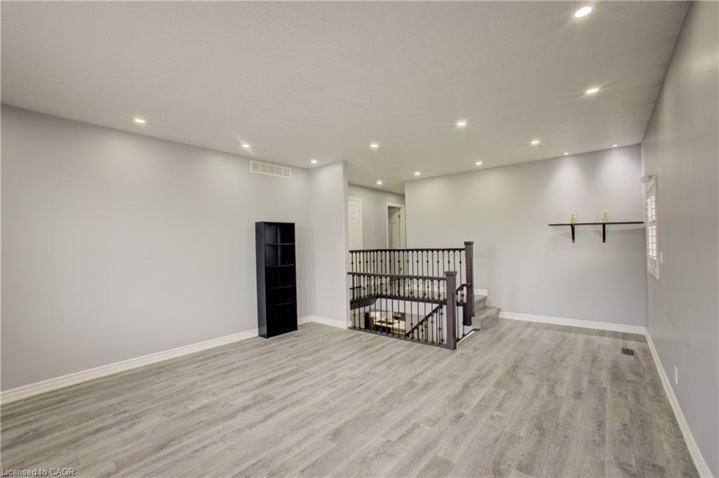 553 Waterton Drive Property Photo 22