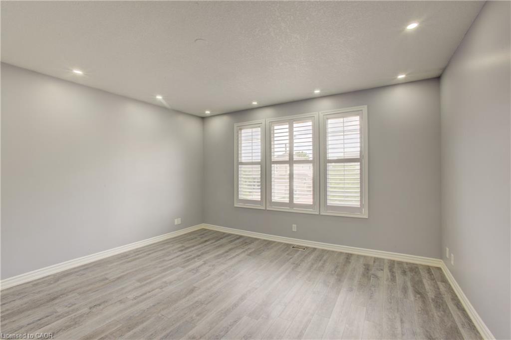 553 Waterton Drive Property Photo 24