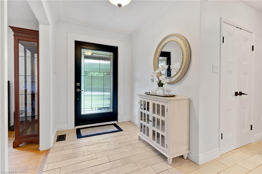 7 Shadywood Lane Property Photo 5