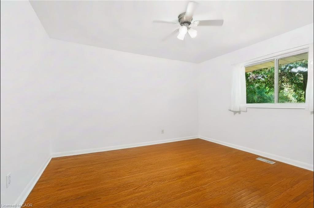 7448 Mcniven Road Property Photo 6