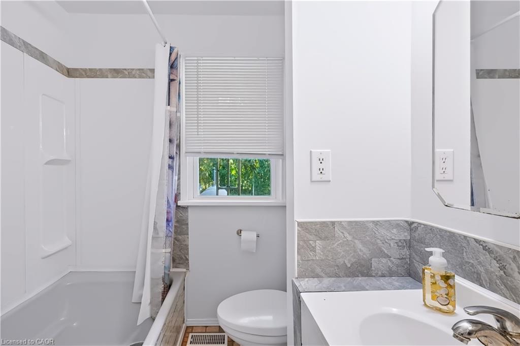 7448 Mcniven Road Property Photo 11