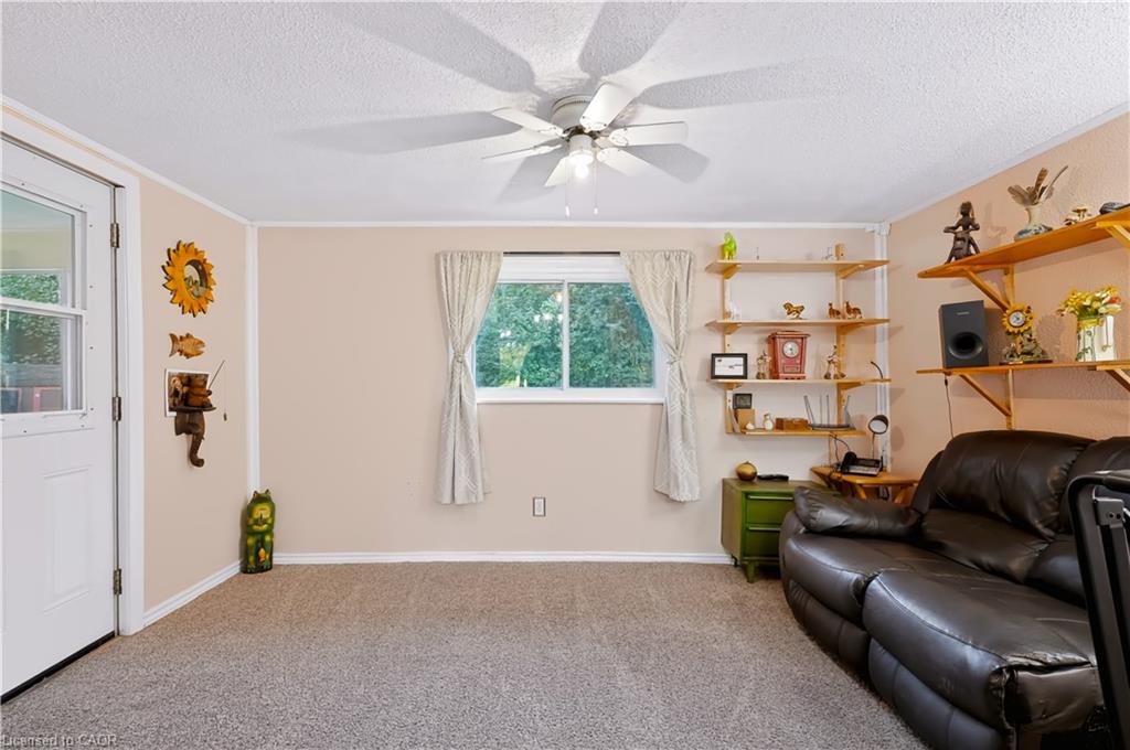 7448 Mcniven Road Property Photo 33