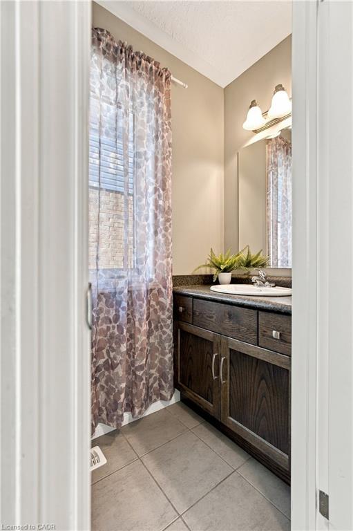 235 William Street Property Photo 8