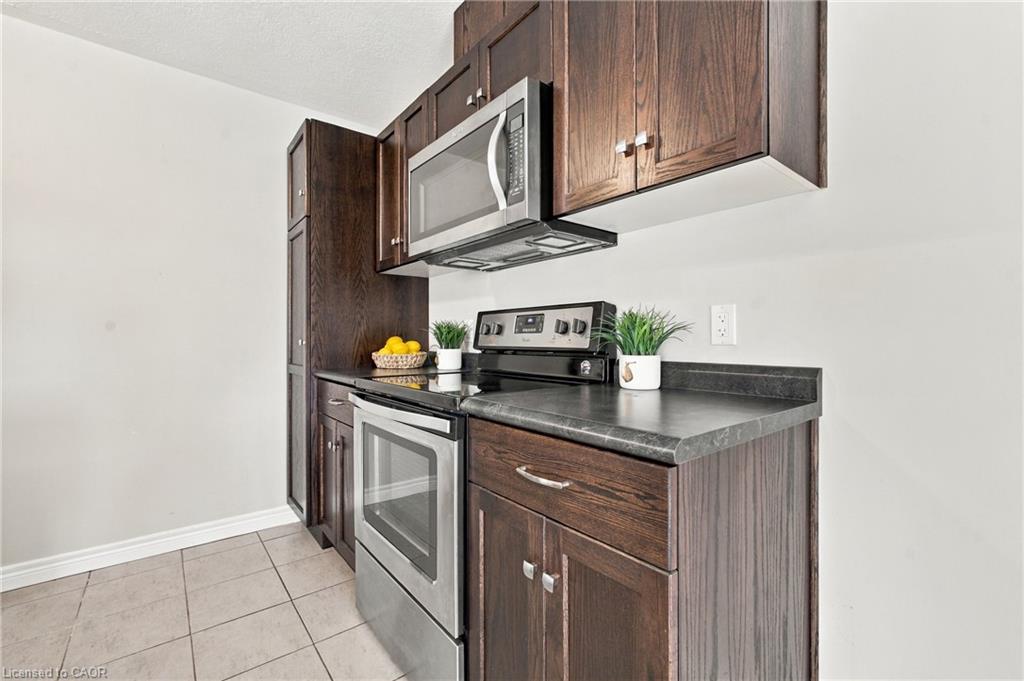 235 William Street Property Photo 11