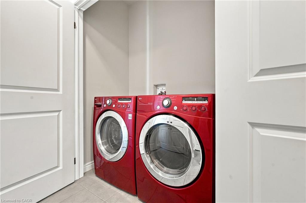 235 William Street Property Photo 15