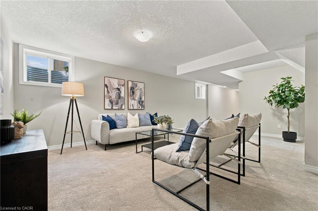 235 William Street Property Photo 28