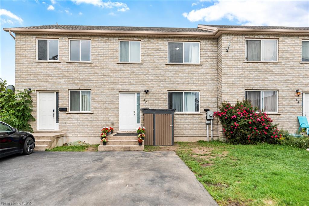42 Saturn Road Property Photo 1