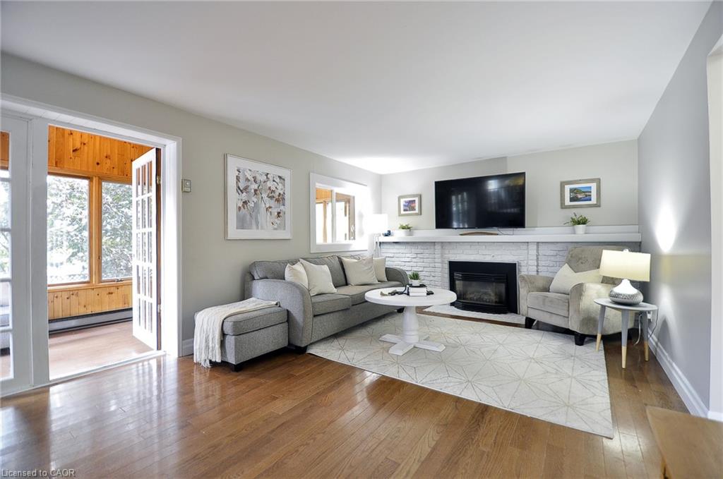 6 Cricket Hollow Property Photo 2