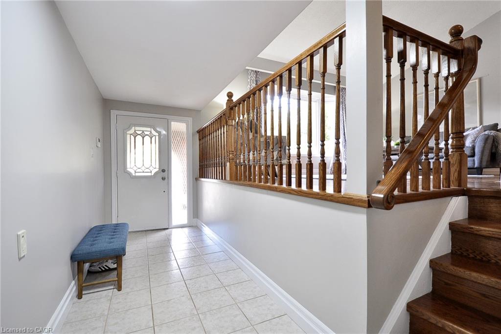 6 Cricket Hollow Property Photo 6