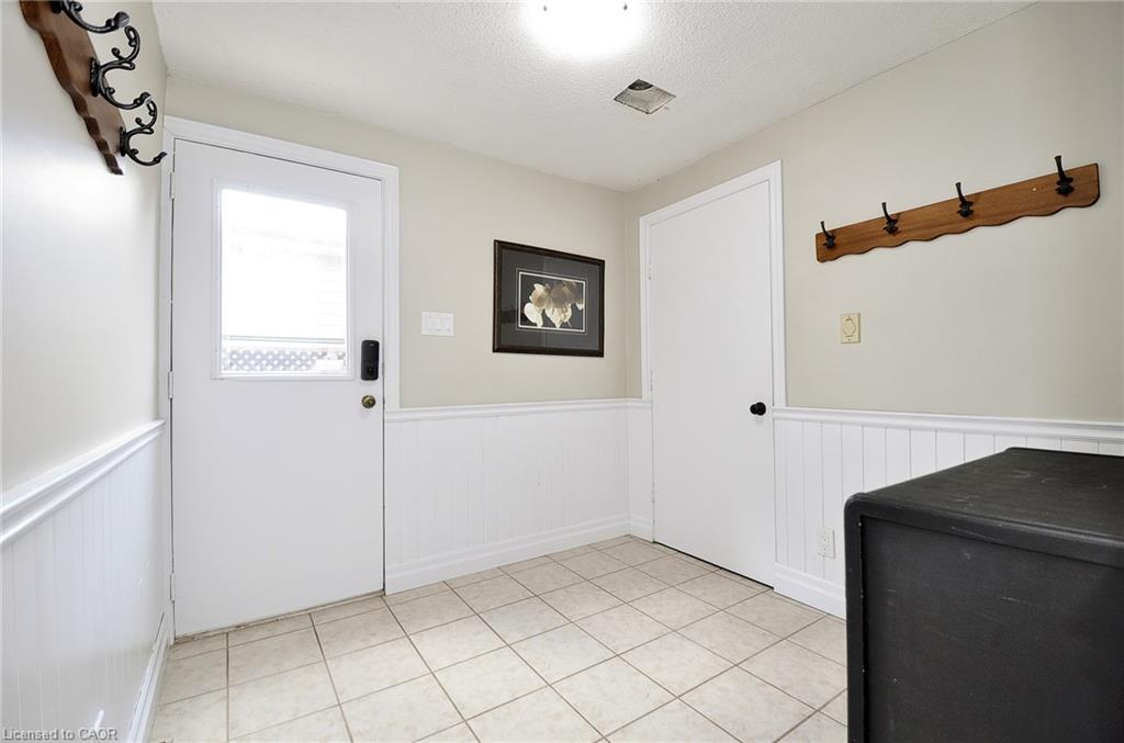 6 Cricket Hollow Property Photo 9