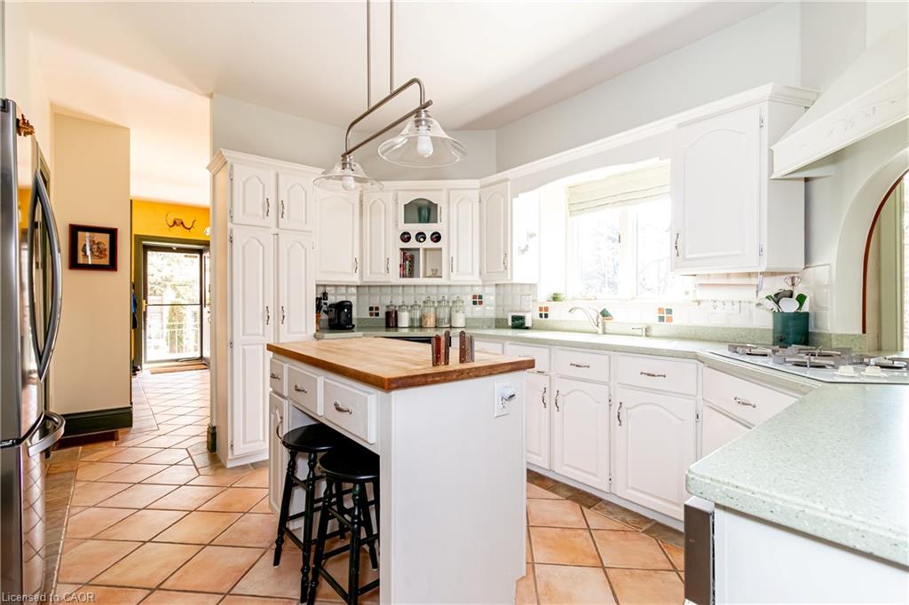 347 Lynden Road Property Photo 21