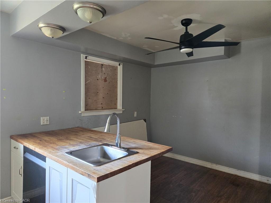 16 Broderick Avenue Property Photo 14