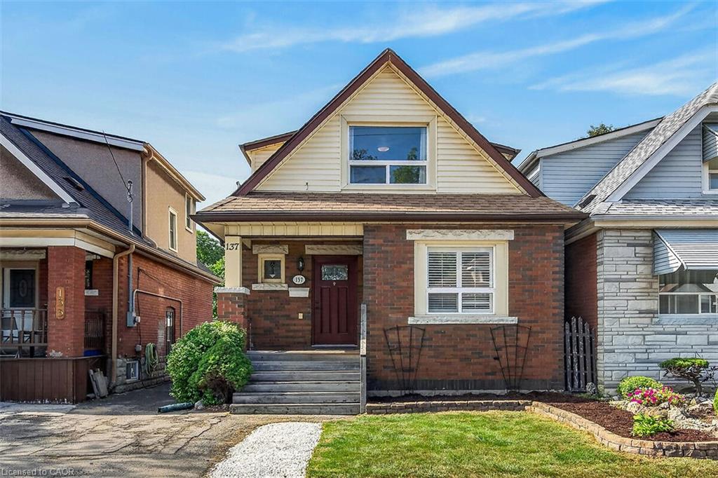 137 Cope Street Property Photo 1