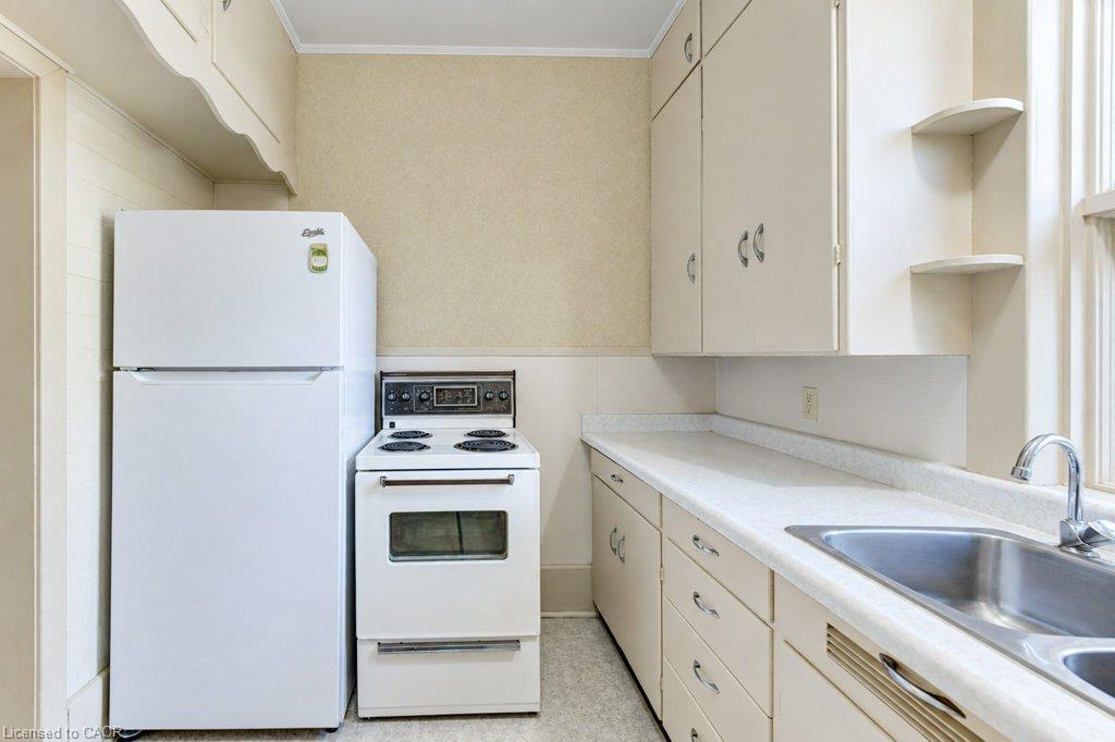 4 James Street Property Photo 18