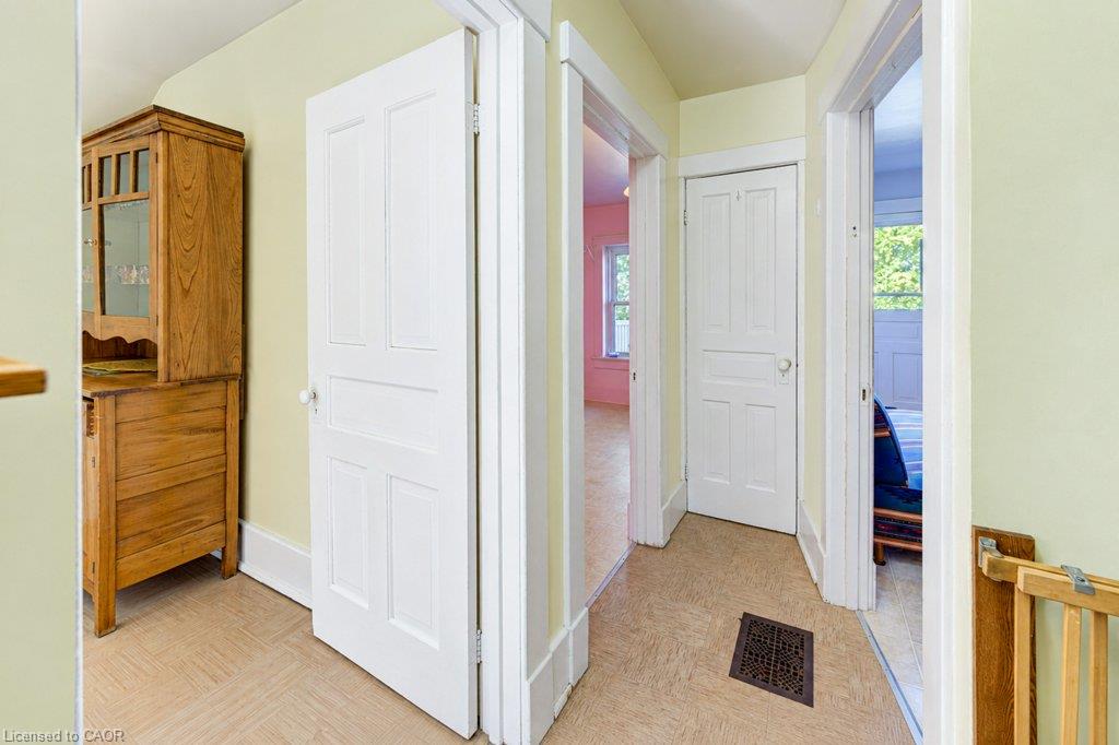 4 James Street Property Photo 19