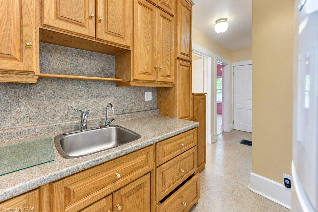 4 James Street Property Photo 21