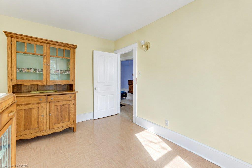 4 James Street Property Photo 23
