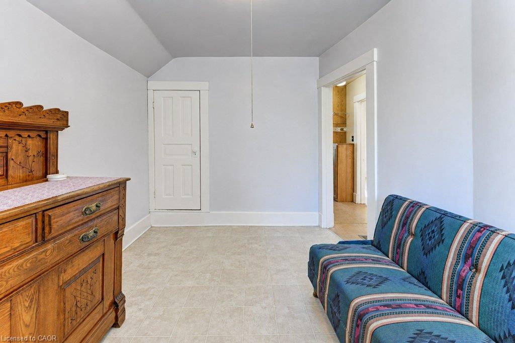 4 James Street Property Photo 28