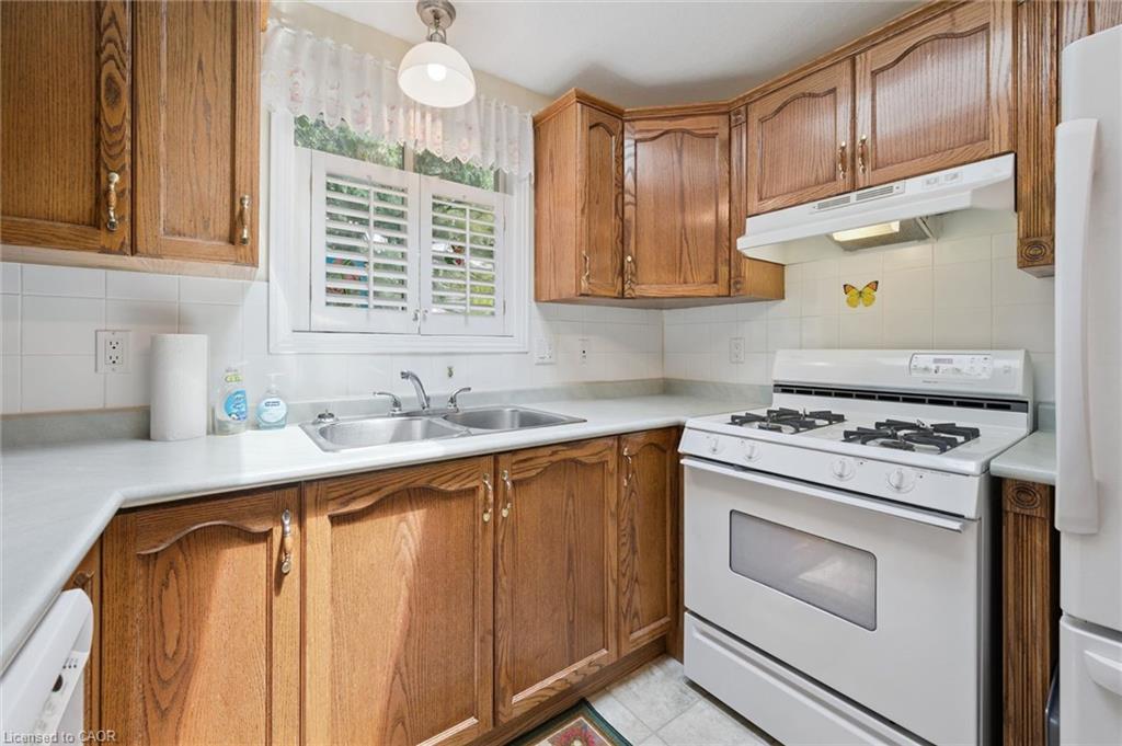 4 Spruce Avenue Property Photo 7
