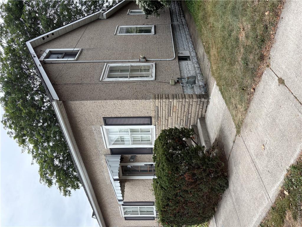 206 Kenilworth Avenue Property Photo 2