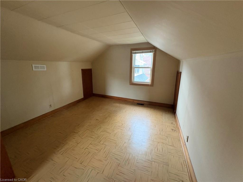 206 Kenilworth Avenue Property Photo 10