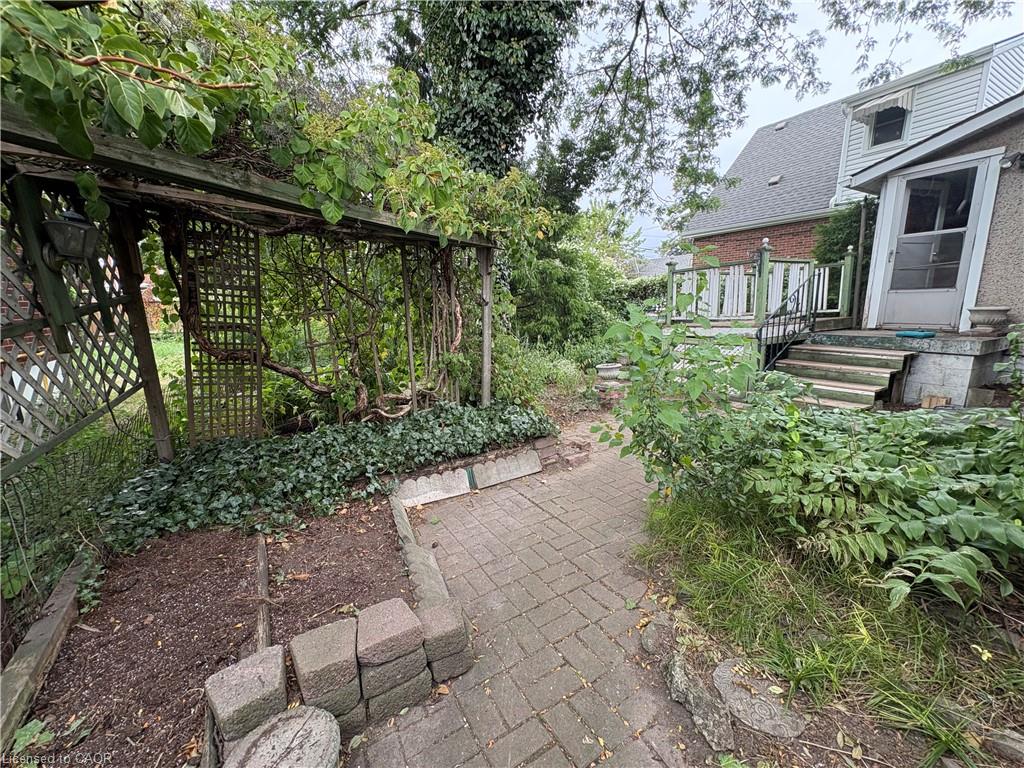 206 Kenilworth Avenue Property Photo 17