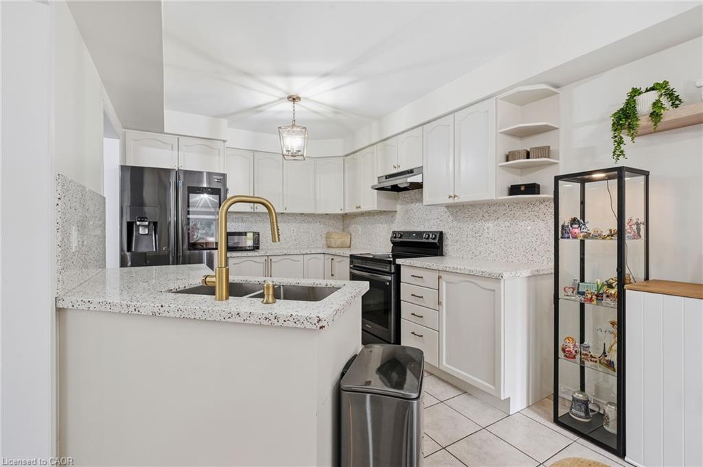 4828 Verdi Street Property Photo 9