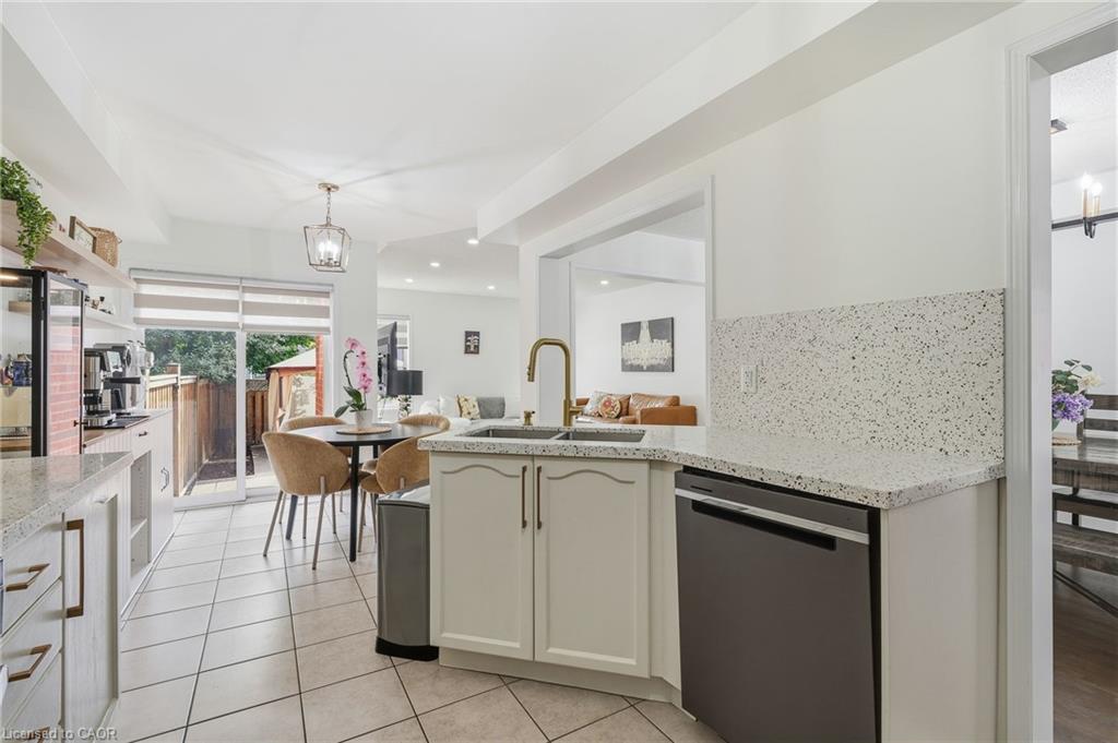 4828 Verdi Street Property Photo 10