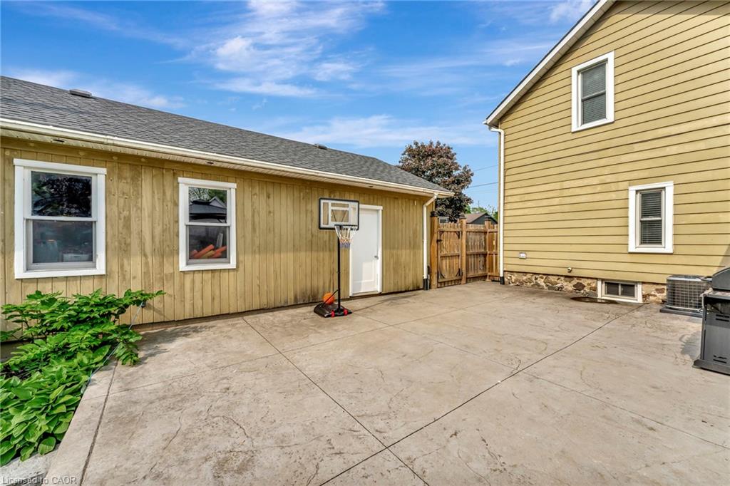 123 Blandford Street Property Photo 36