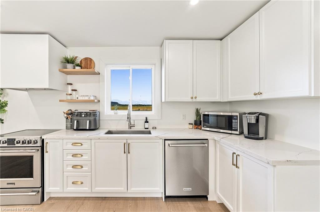5367 2 Side Road Property Photo 10