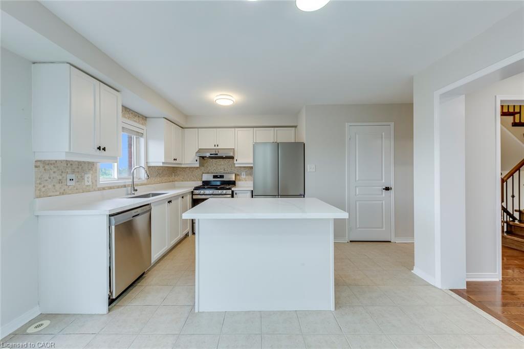 2418 Adamvale Crescent Property Photo 14