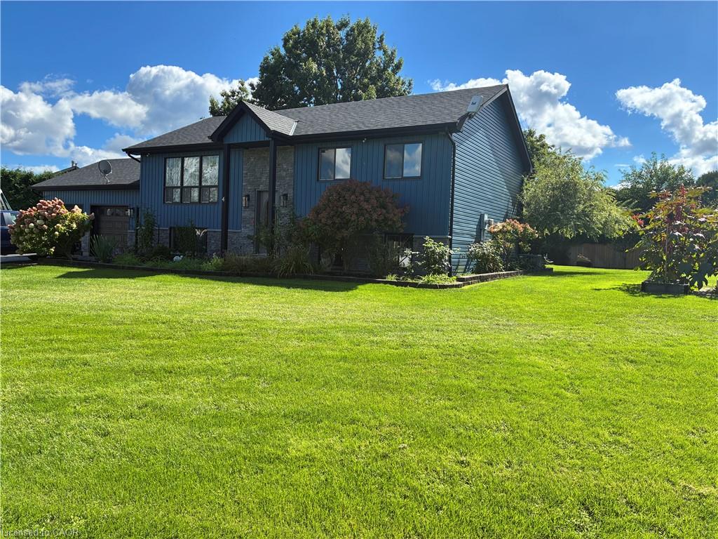 4 Rosemarie Boulevard Property Photo 1