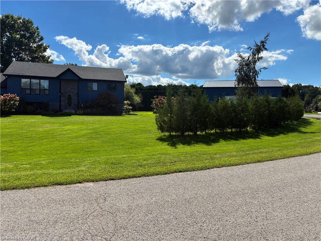 4 Rosemarie Boulevard Property Photo 3
