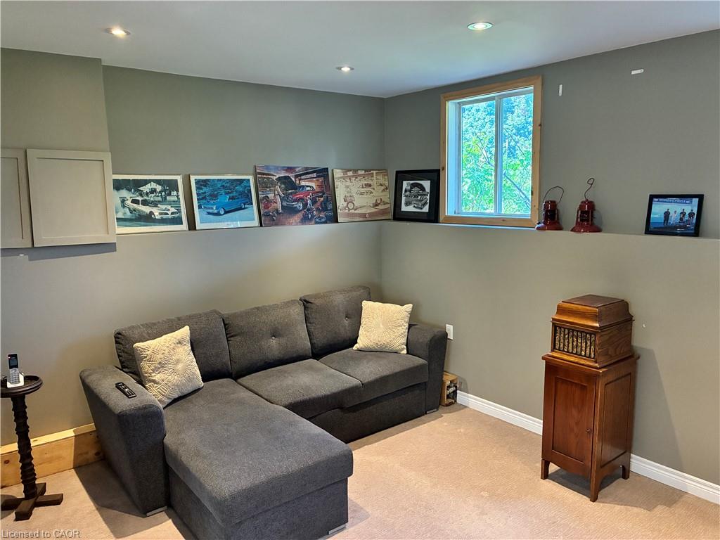 4 Rosemarie Boulevard Property Photo 21