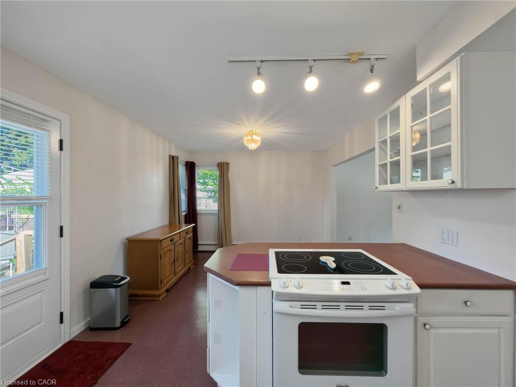 216 Fairview Avenue Property Photo 27
