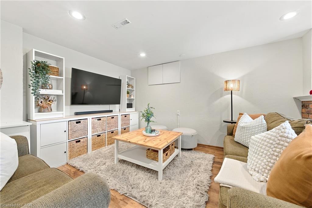 19 Hillsdale Court Property Photo 30