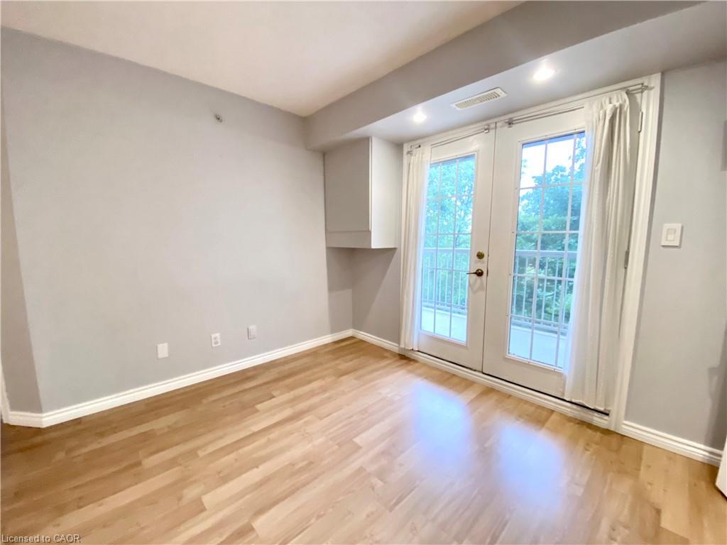 209-1450 Bishops Gate Property Photo 11