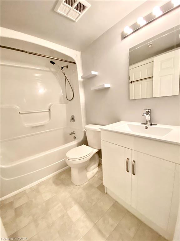 209-1450 Bishops Gate Property Photo 15