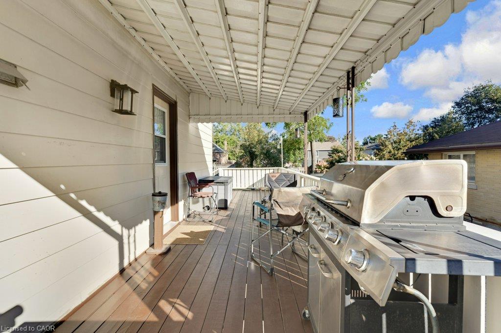 52 Third Avenue Property Photo 5